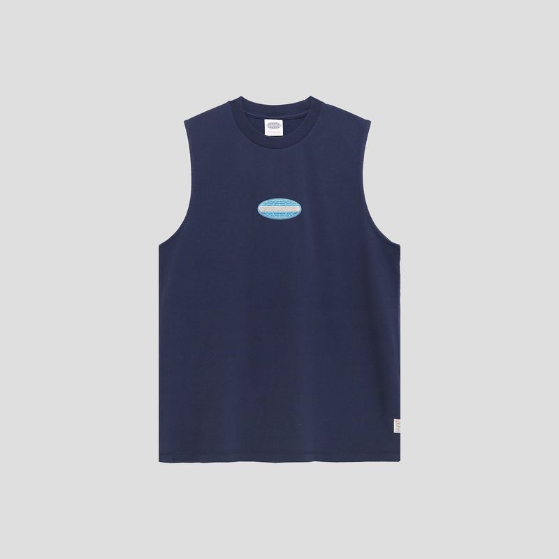 PARAGRAPH（パラグラフ）の「EMBROIDERED EMBLEM LOGO SLEEVELESS（Tops）」
