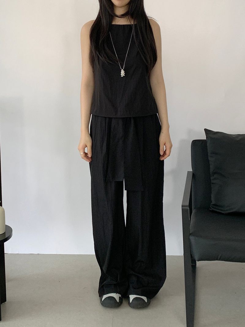 Raina halterneck sleeveless blouse