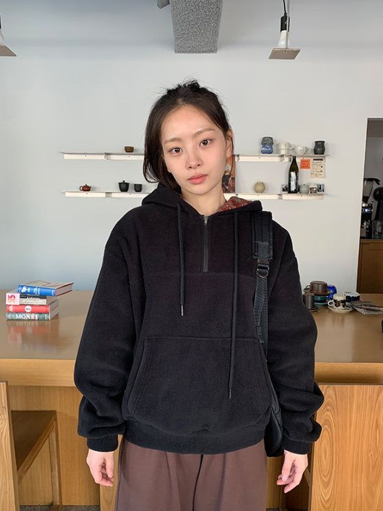 Kistilo Check Half Zip-Up Fleece Hoodie