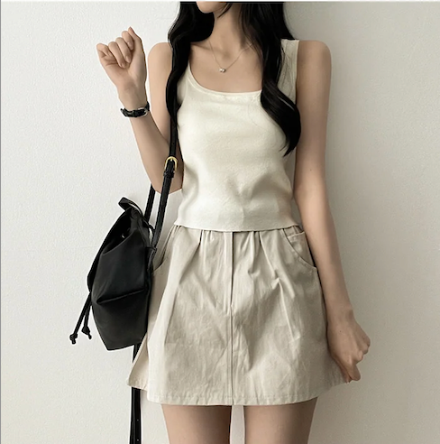Derming knit sleeveless shirt