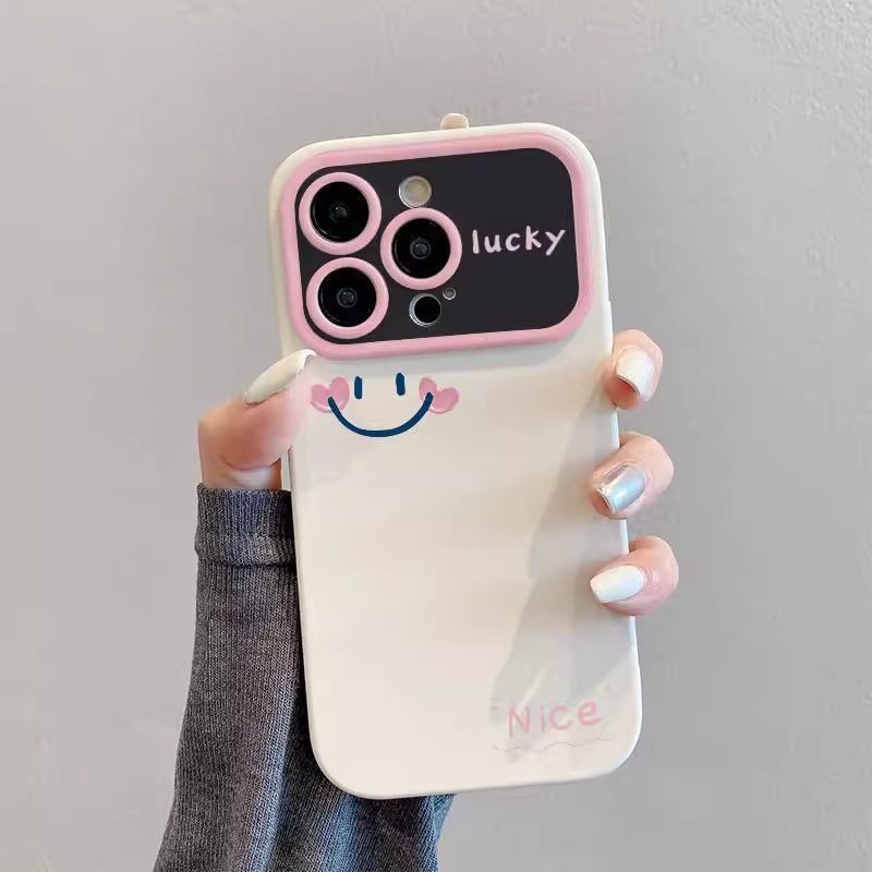 CLAIT AOUF(クレイト アウフ)の「ラージウィンドウハートスマイルスマホケース for iPhone 15 Pro Max(スマホグッズ/小物)」