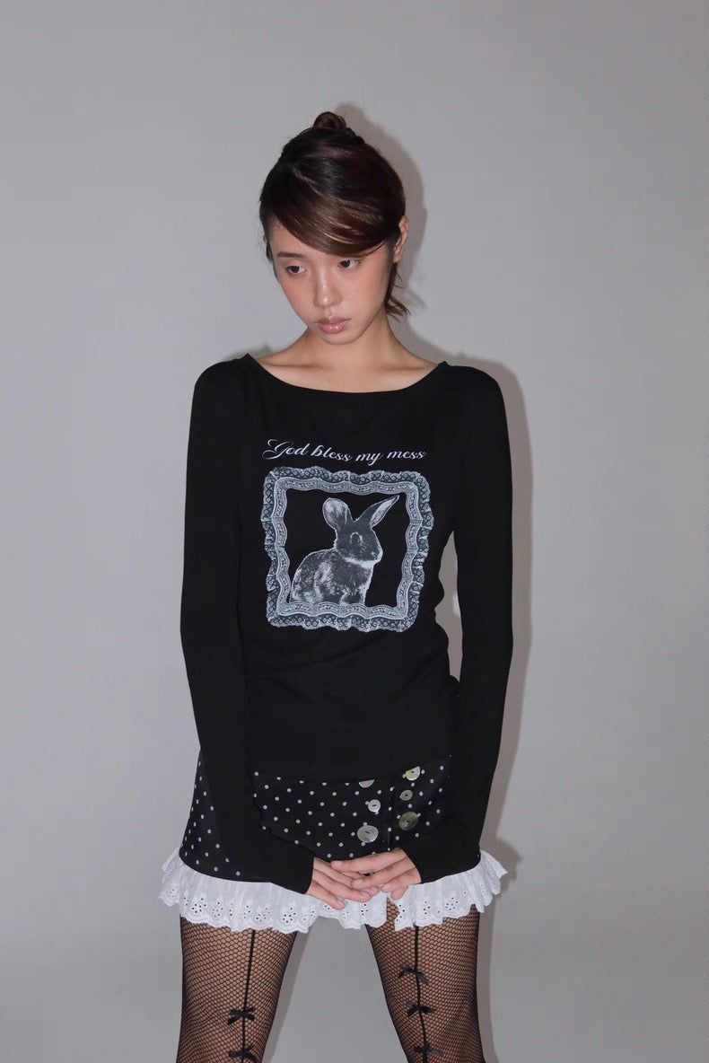 eatmeplz* ブラックレースラビット ラウンドネック プリントフィット長袖Tシャツ