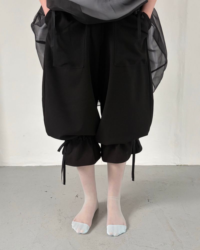 fungus（ファンガス）の「シャーリング ストリング パンツ（パンツ）」