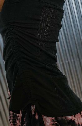 B' string top_black