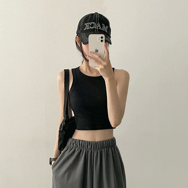 hijjoo(ハイチュー)の「Lochin Round Sleeveless Shirt(Tops)」