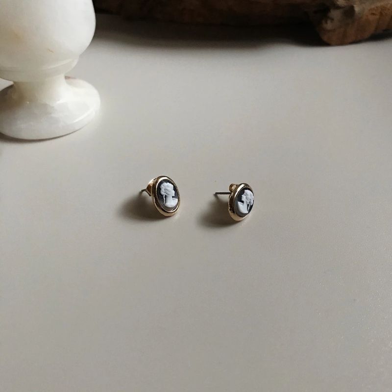 oar（オーエーアール）の「カメオプチピアス [ピアス]（アクセサリー）」