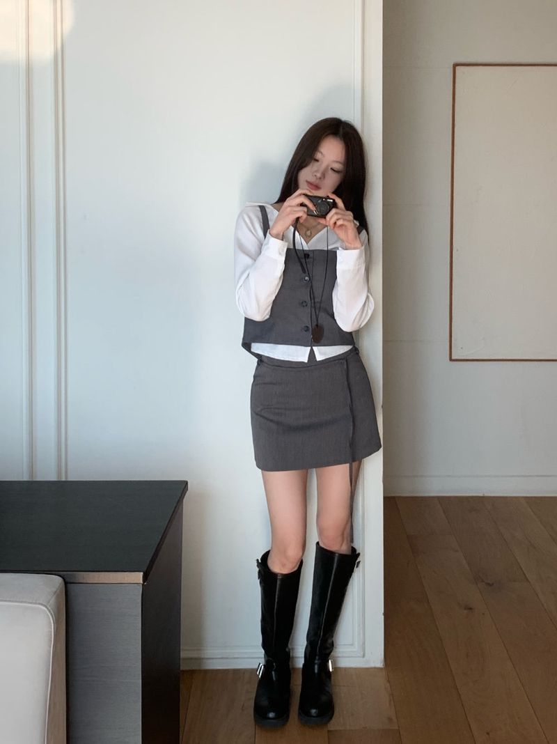Slate Line Thin Belt Formal Mini Skirt