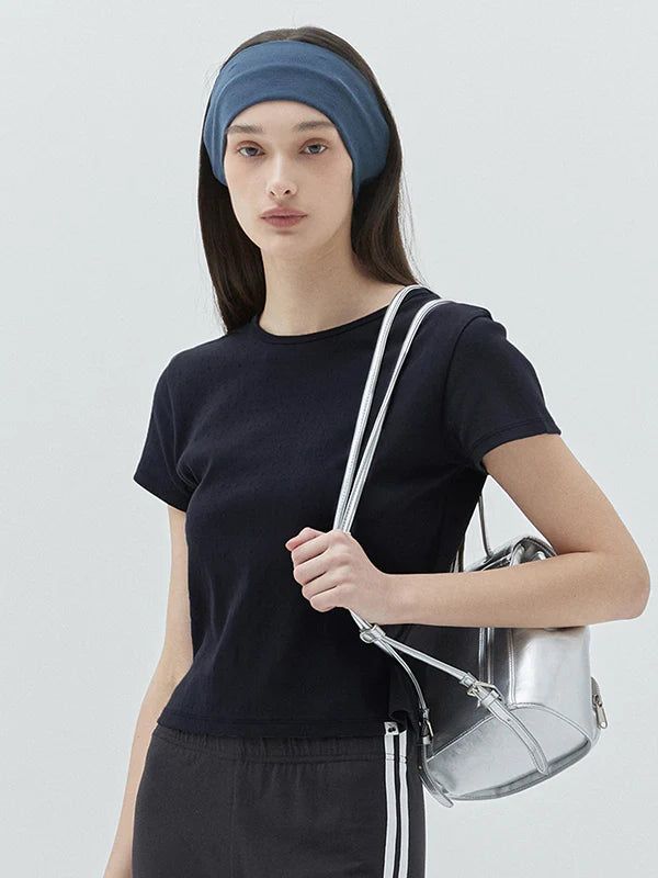 KIRSH（キルシー）の「KIRSH PLAIN CHERRY SEMI CROP T-SHIRT - DARK NAVY   （Tops）」