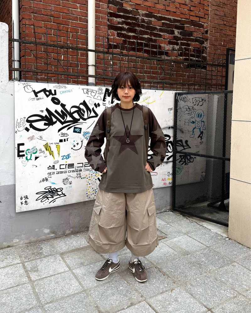 Vintage Star Contrast Raglan Long Sleeve Tee