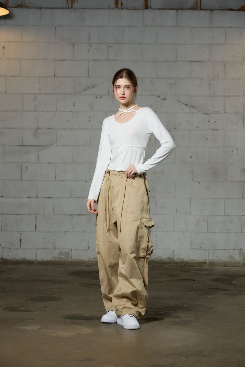 ARO WIDE CAGO PANTS / BIEGE