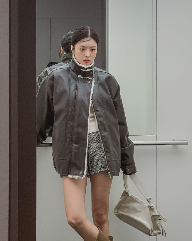 [Mink lining] Catch leather high neck half coat