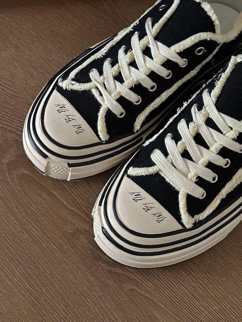 ASCLO Vintage Sneakers
