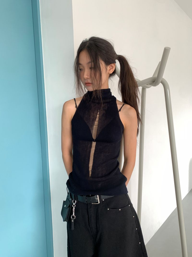 SEE-THROUGH HALTER SLEEVELESS (4C)