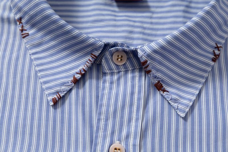 SIGNATURE BACK PATCH HAND-STITCHED CROSS PATCH POCKET STRIPED SHIRT