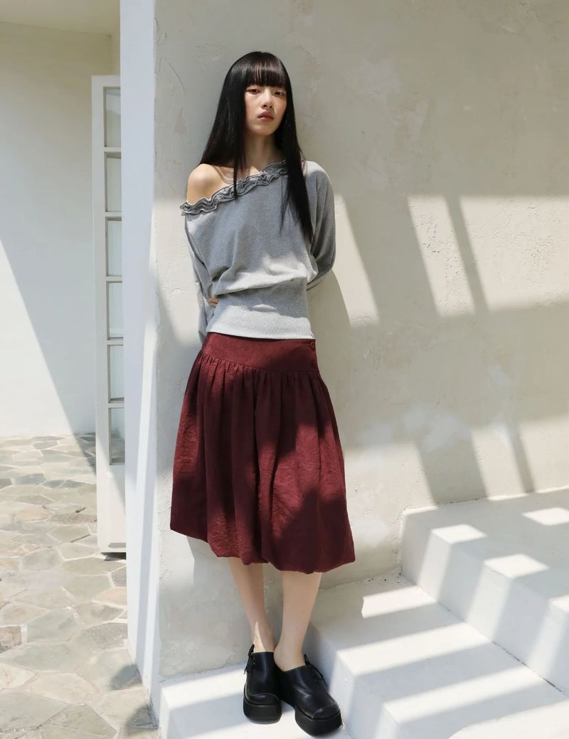 OFF-SHOULDER RUFFLE TOP(GREY)