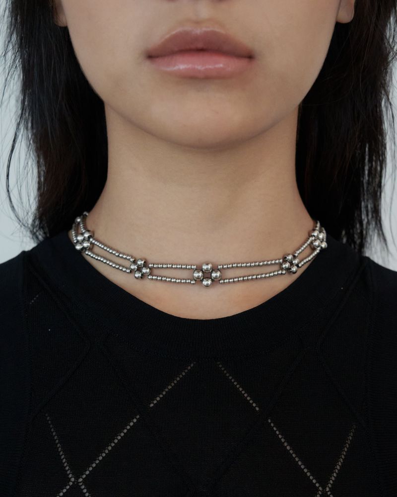 Dazzling Club（ダズリン クラブ）の「Metalic Weaving Chocker（Accessories）」