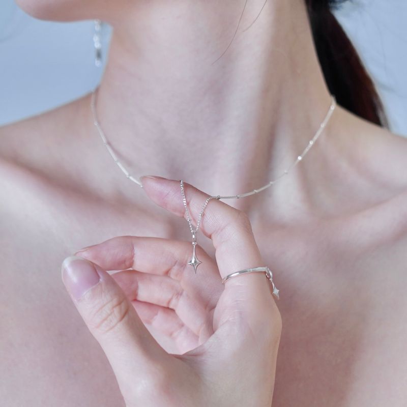 OVERGREY（オーバーグレイ）の「Single star Necklace - Silver（Accessories）」