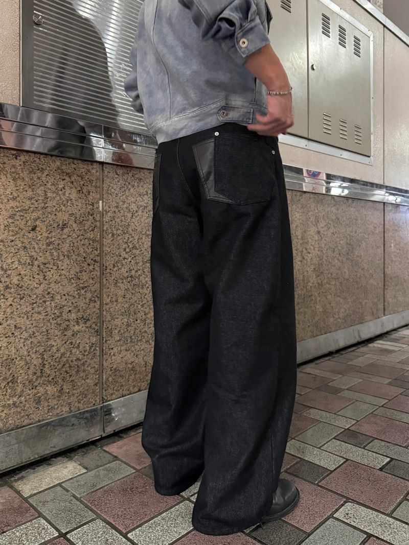 Leather Double Pocket Curved Pants