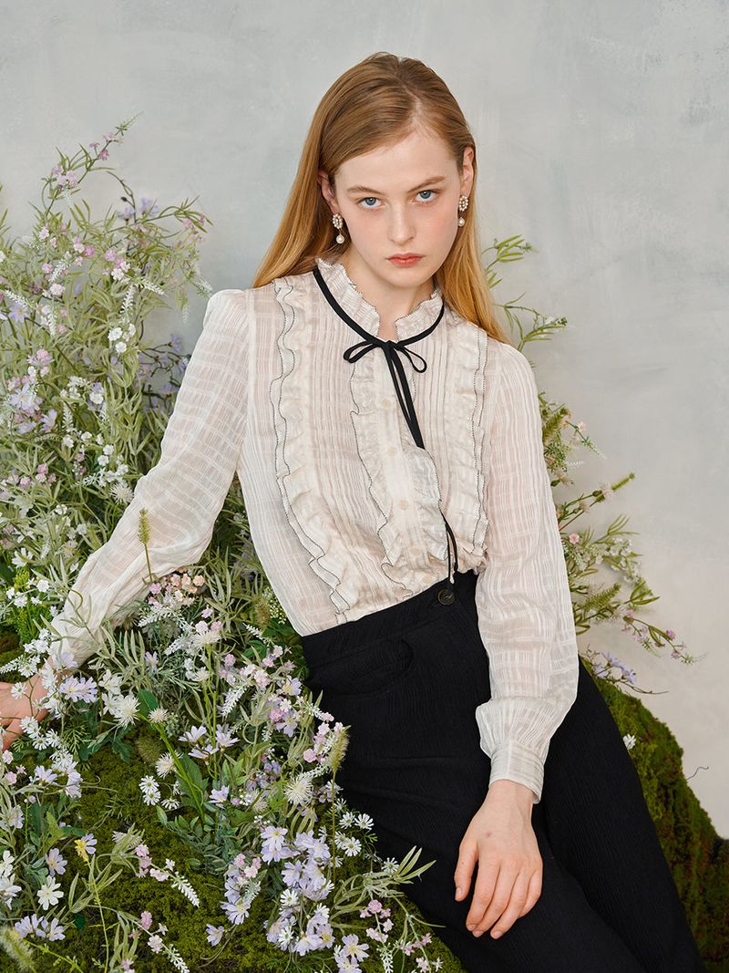 Frill Shirring Ribbon Blouse