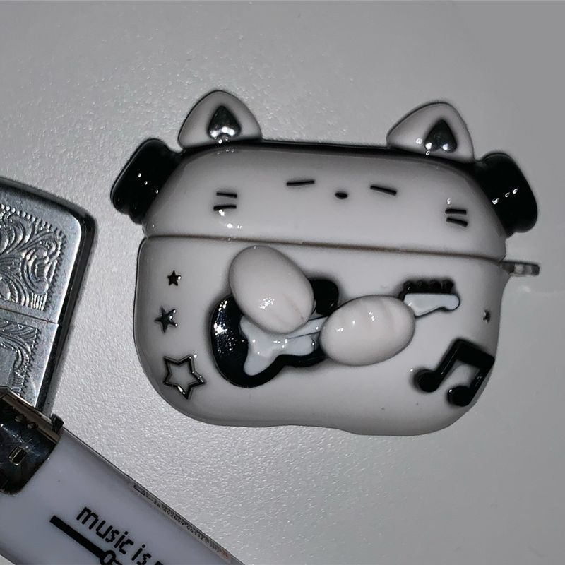 【MADE】 Rockstar Cat AirPods Case-black