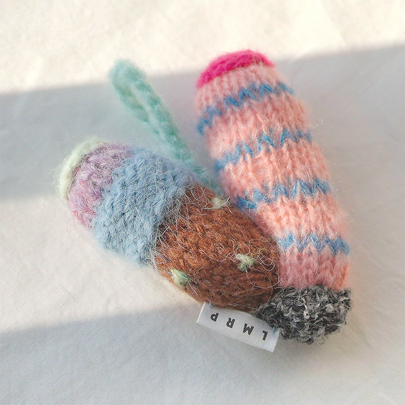 【MADE】 Alphabet charm - V