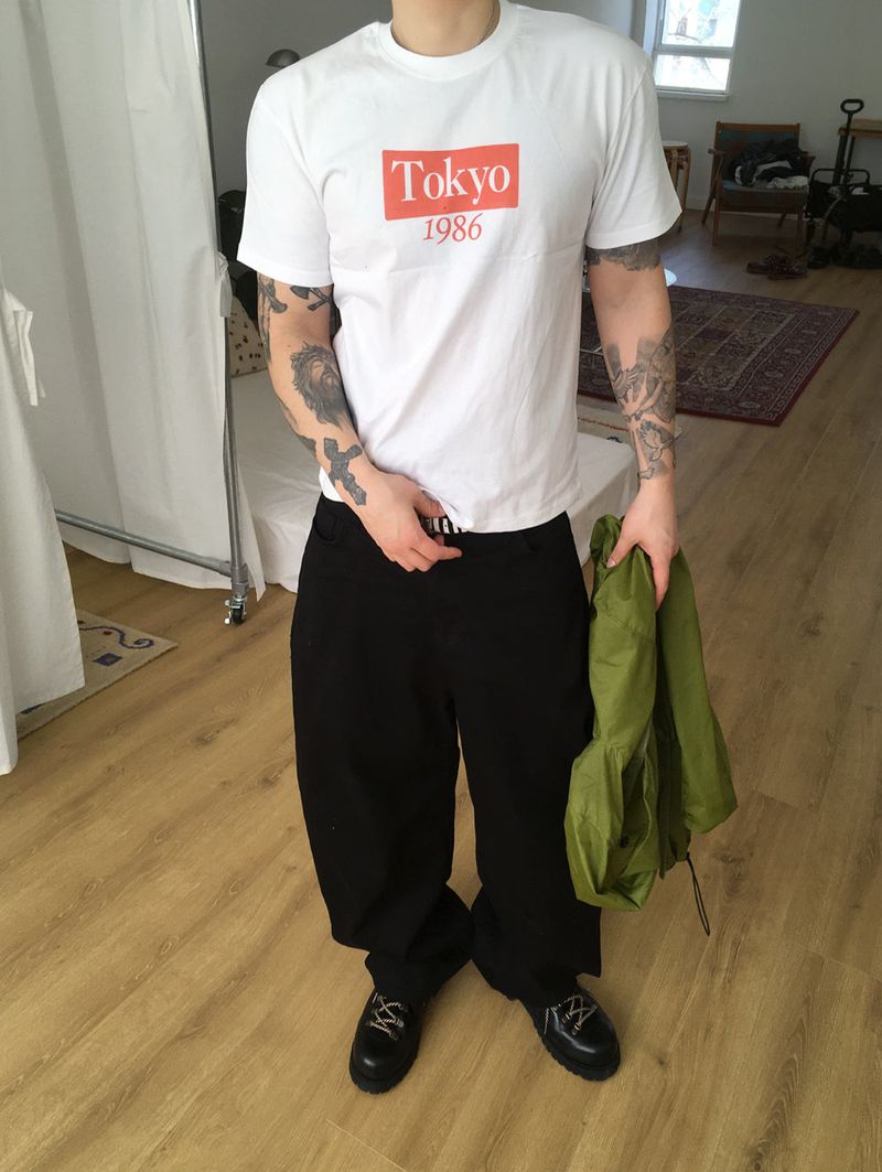 No.1681 tokyo crop half T