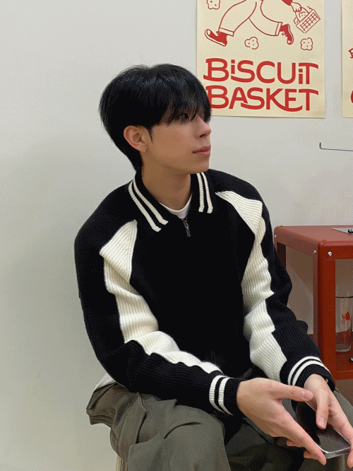 UNAIDUN(アネイダン)の「Varsity Kara Knitted Zip Up 4C(Tops)」