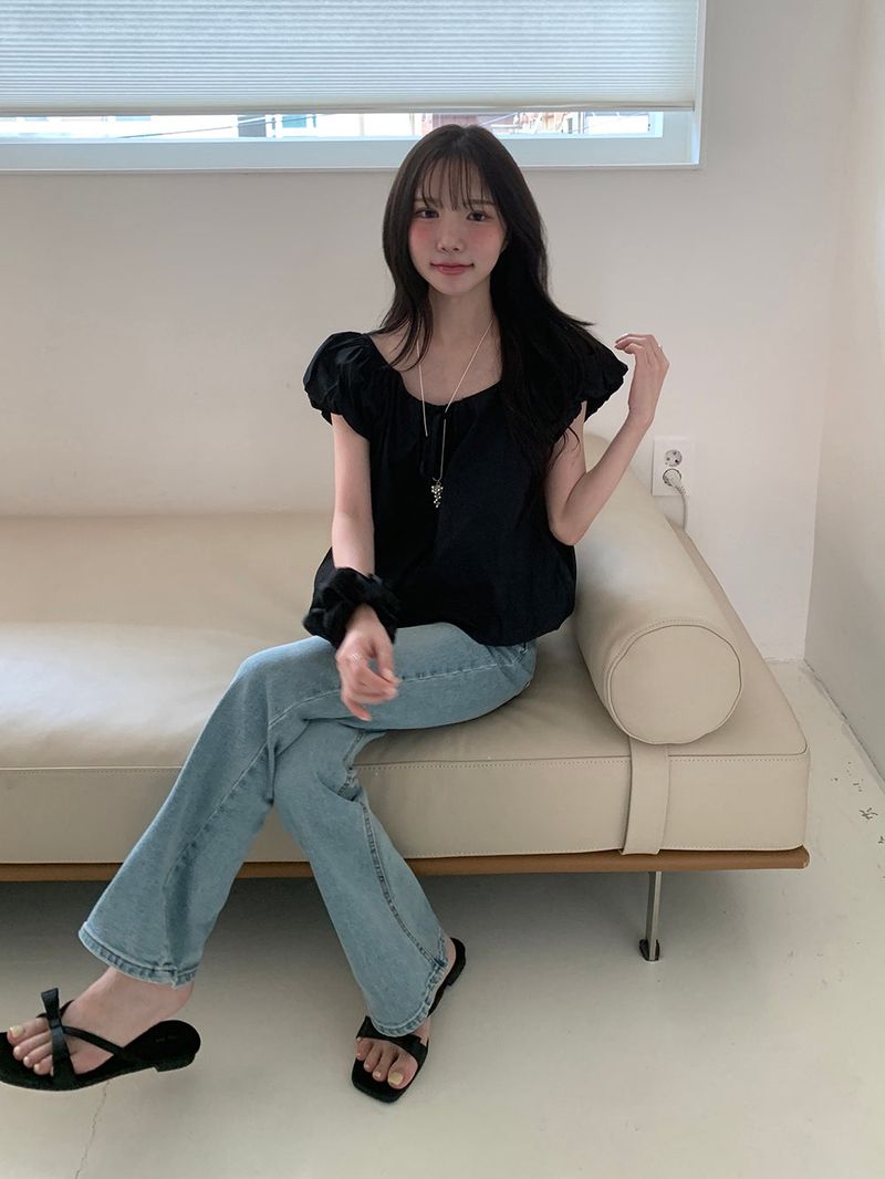 [MADE] Weare Ribbon Puff Blouse