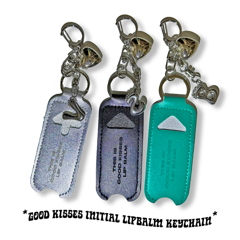 3amgang（スリーエイエムギャング）の「Good kisses initial lipbalm keychain (3color)（Toys/Key Holders）」
