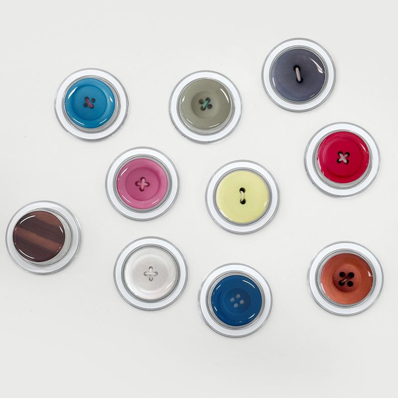 Organize a bit（オーガイナズ ア ビット）の「button epoxy tok (MagSafe)（Smartphone Accessories）」