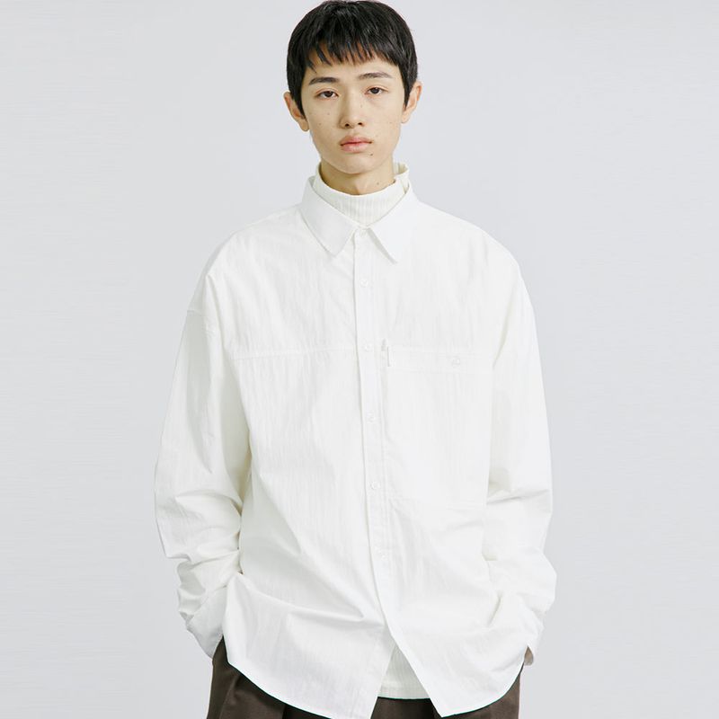 KND(ケイエンド)の「NYLON UTILITY POCKET LAUNDRY SHIRT WHITE(Tops)」
