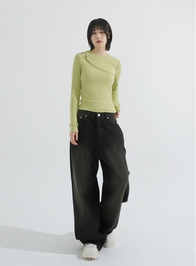 Curve slit ribbed top