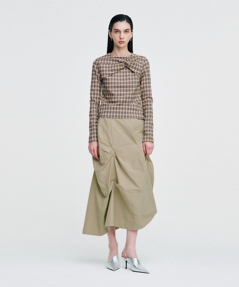 Twisted Check High-neck Top _ BEIGE