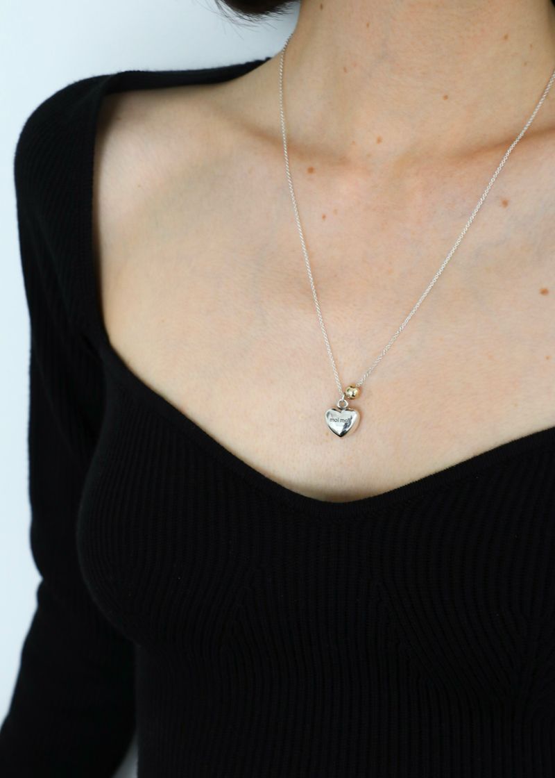 moi moi（モイモイ）の「ハートボールロングネックレス（アクセサリー）」