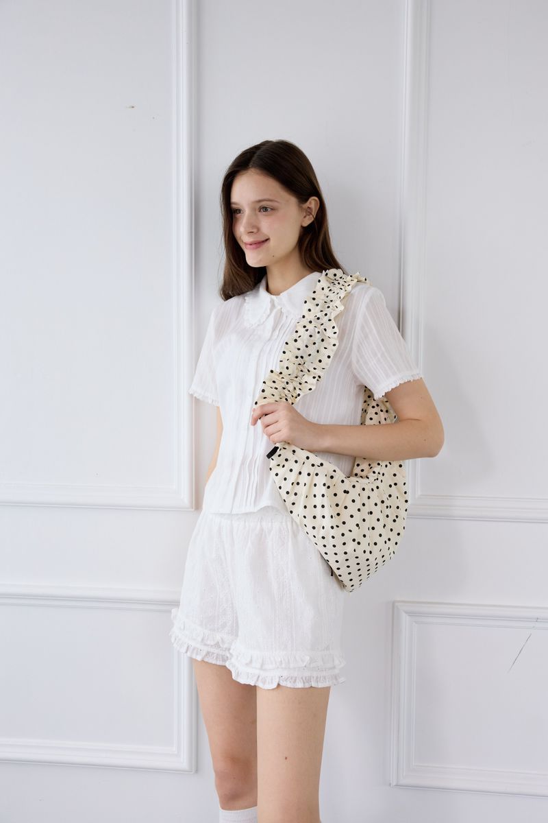 SWEETIE COLLAR HALF BLOUSE