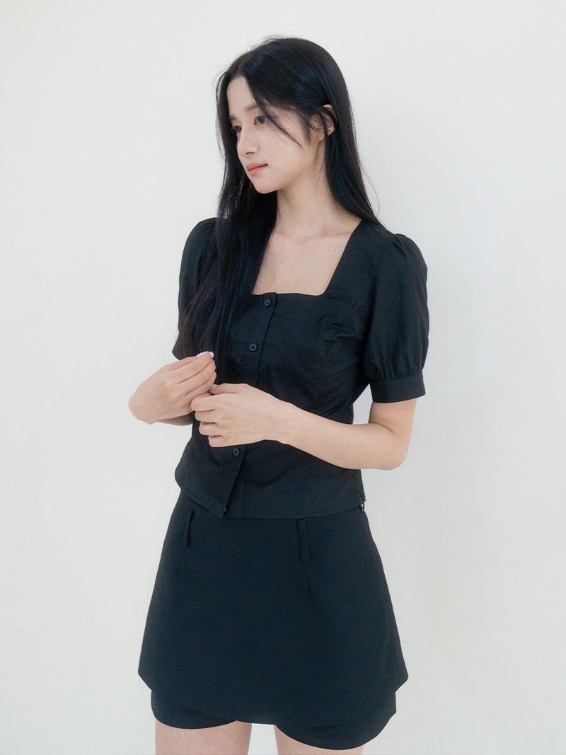 Ririu blouse (Black)