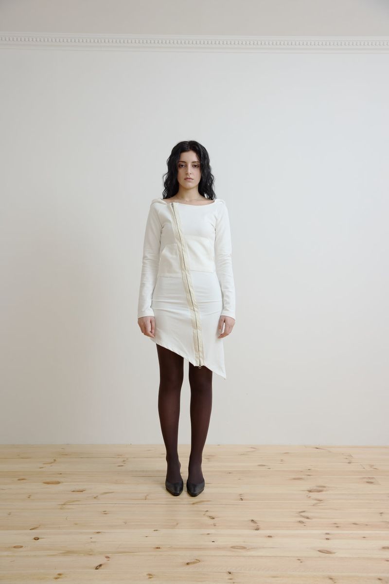 HIKOU OFFSHOULDER HOODIE OPS (IVORY)