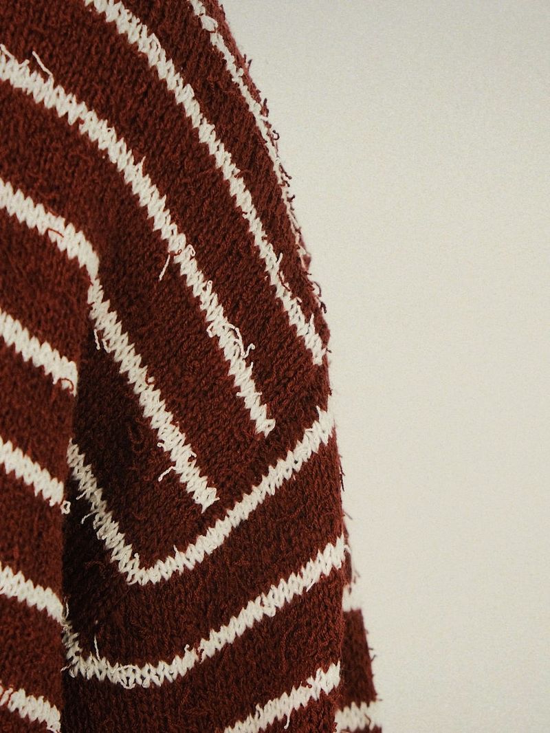 CU Crop Stripe Knit Cardigan