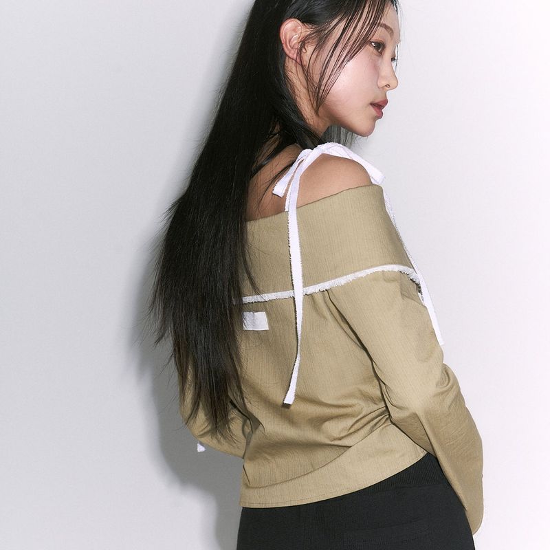 Hook Off Shoulder Blouse [mustard]