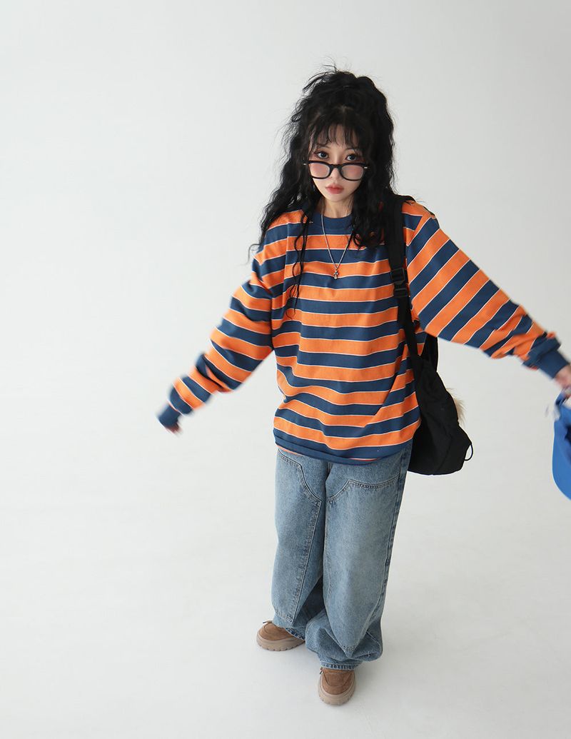 Stripe Dangara. Boxy sweatshirt