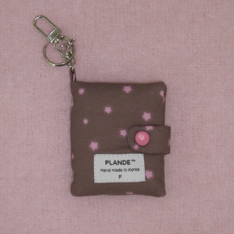 PLANDE（プランデ）の「ミニ3-リングダイアリーキーリング - ピンクスターブラウン（トイ/キーホルダー）」