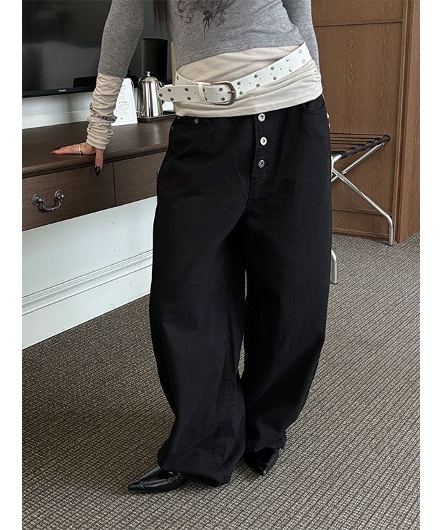 MUZESEOUL(ミューズソウル)の「Button cotton wide pants(4color)(Pants)」