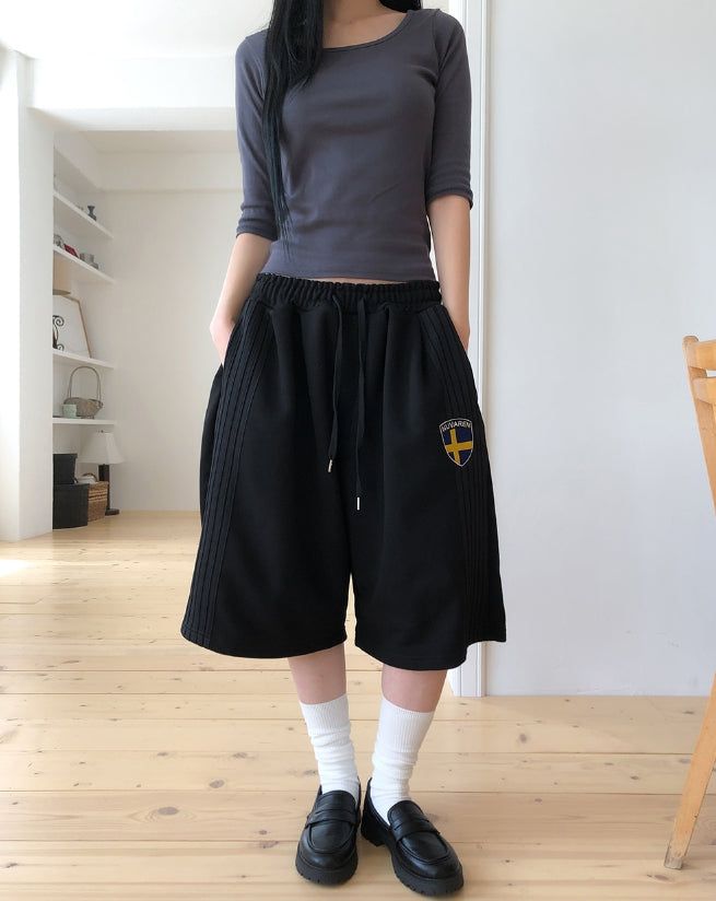 ULAN(ユレン)の「Nub Track Patch Bermuda Pants(Pants)」
