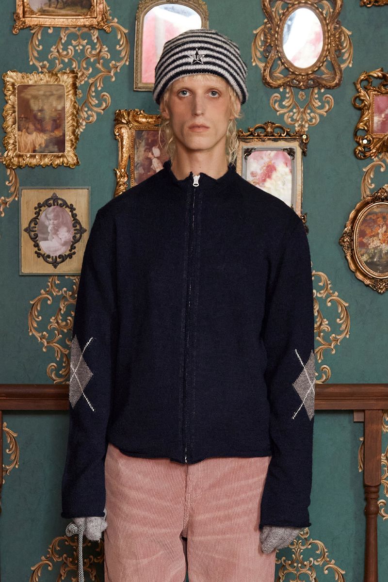 UNALLOYED(アナロイド)の「ARGYLE ZIP-UP KNIT / NAVY(Tops)」