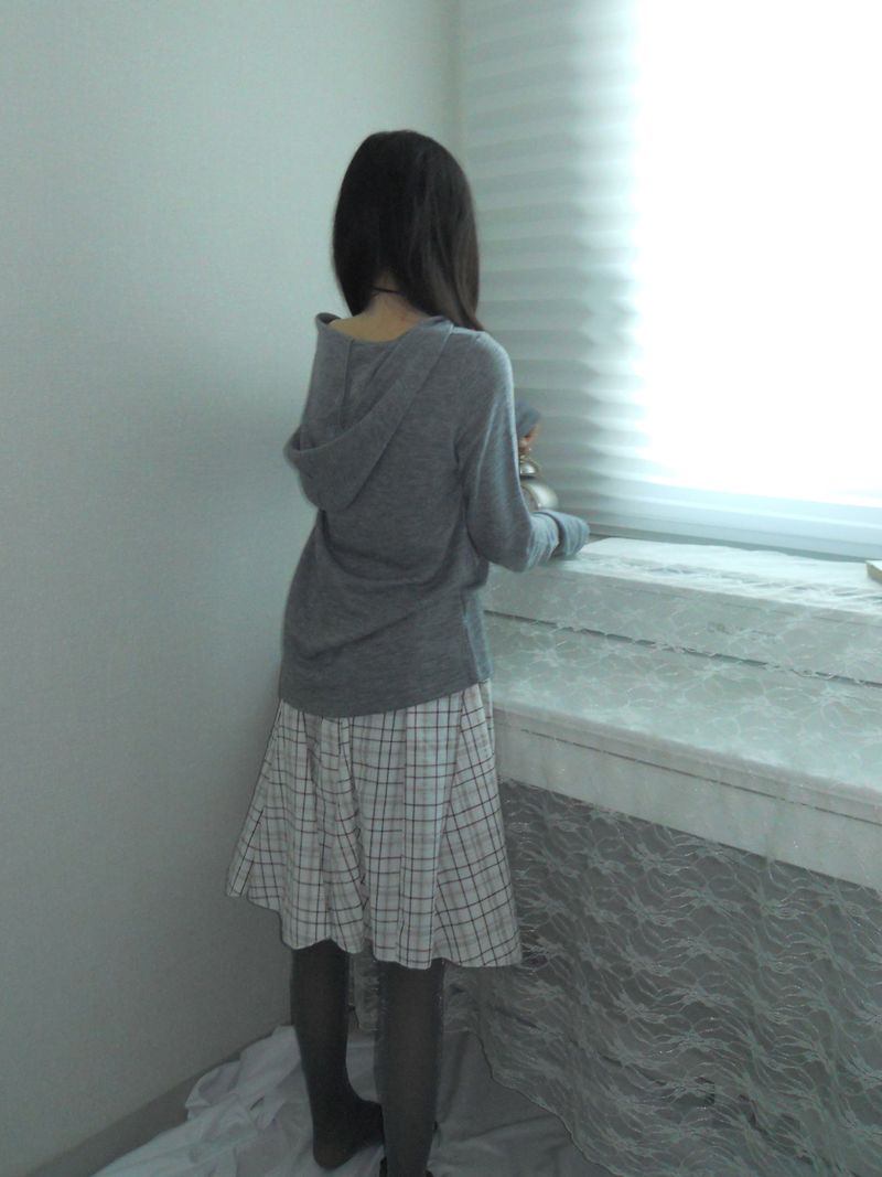 unbal slit hoodie