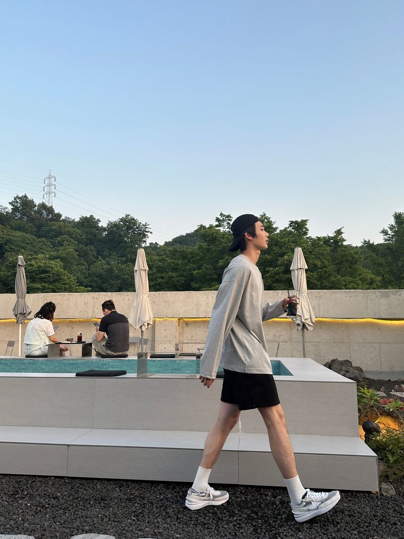 Weenie Cotton Slit Shorts (5 colors)
