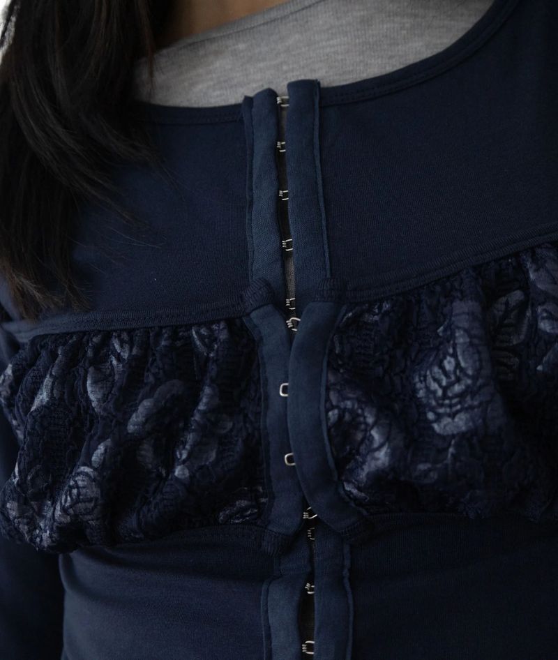 Belly Layered Hook Long Sleeve