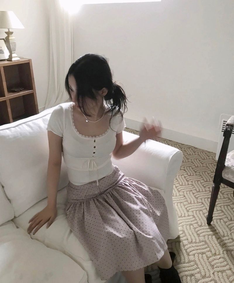cheek dot flare button midi sk