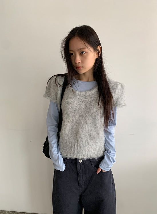 Sbit Round Hairy Short Sleeve Knit