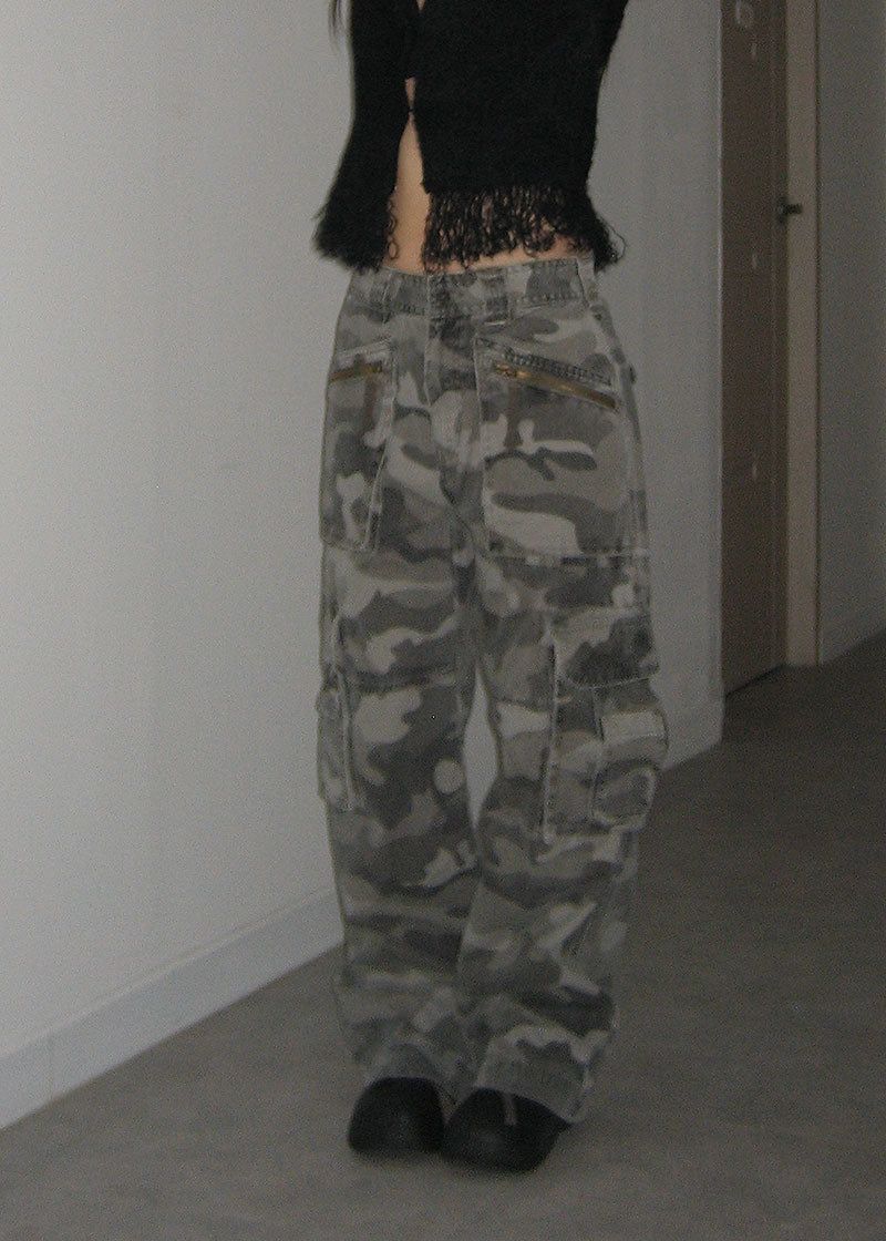VINTAGE CARGO PANTS